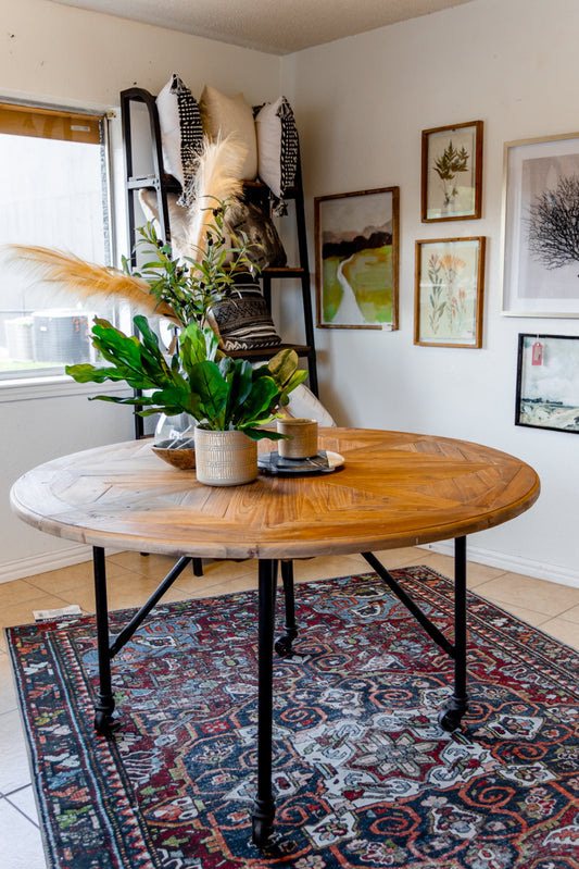 ROUND RECLAIMED TABLE ON WHEELS