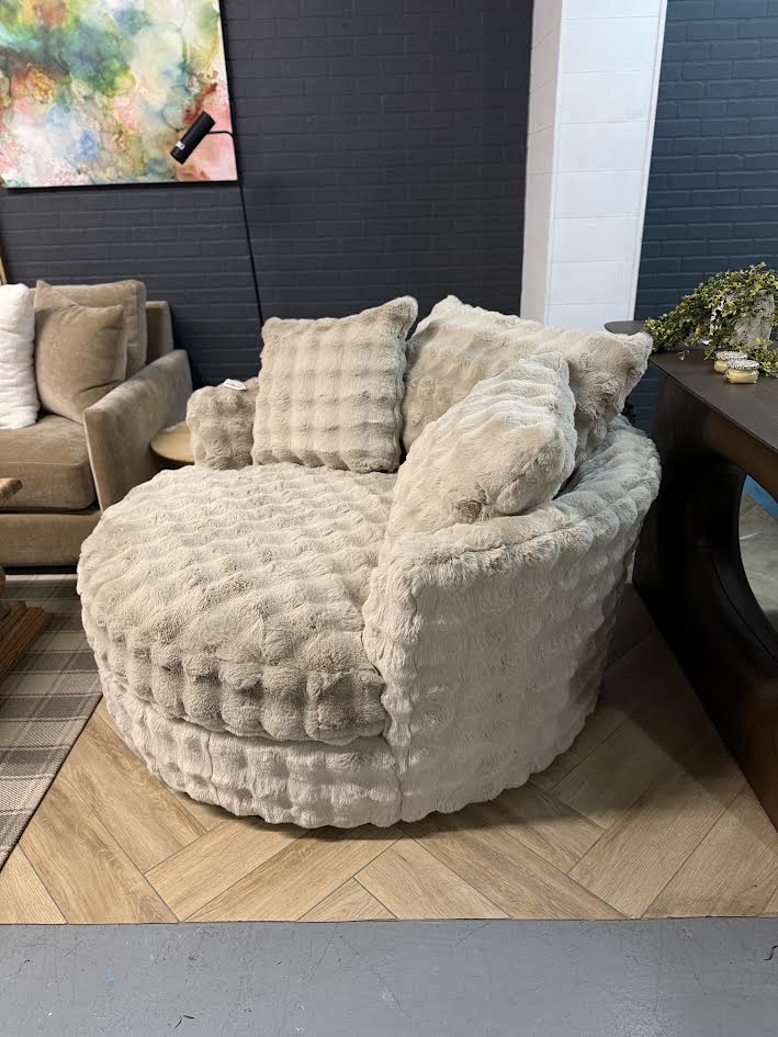 RW36 Oversized Chair R Affair Mushroom