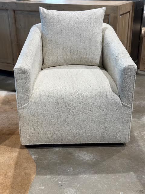 RW92 Fluffy Cream