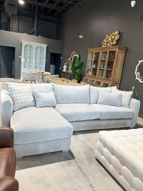 1800 Sofa Chaise Luscious Fog AC Gel