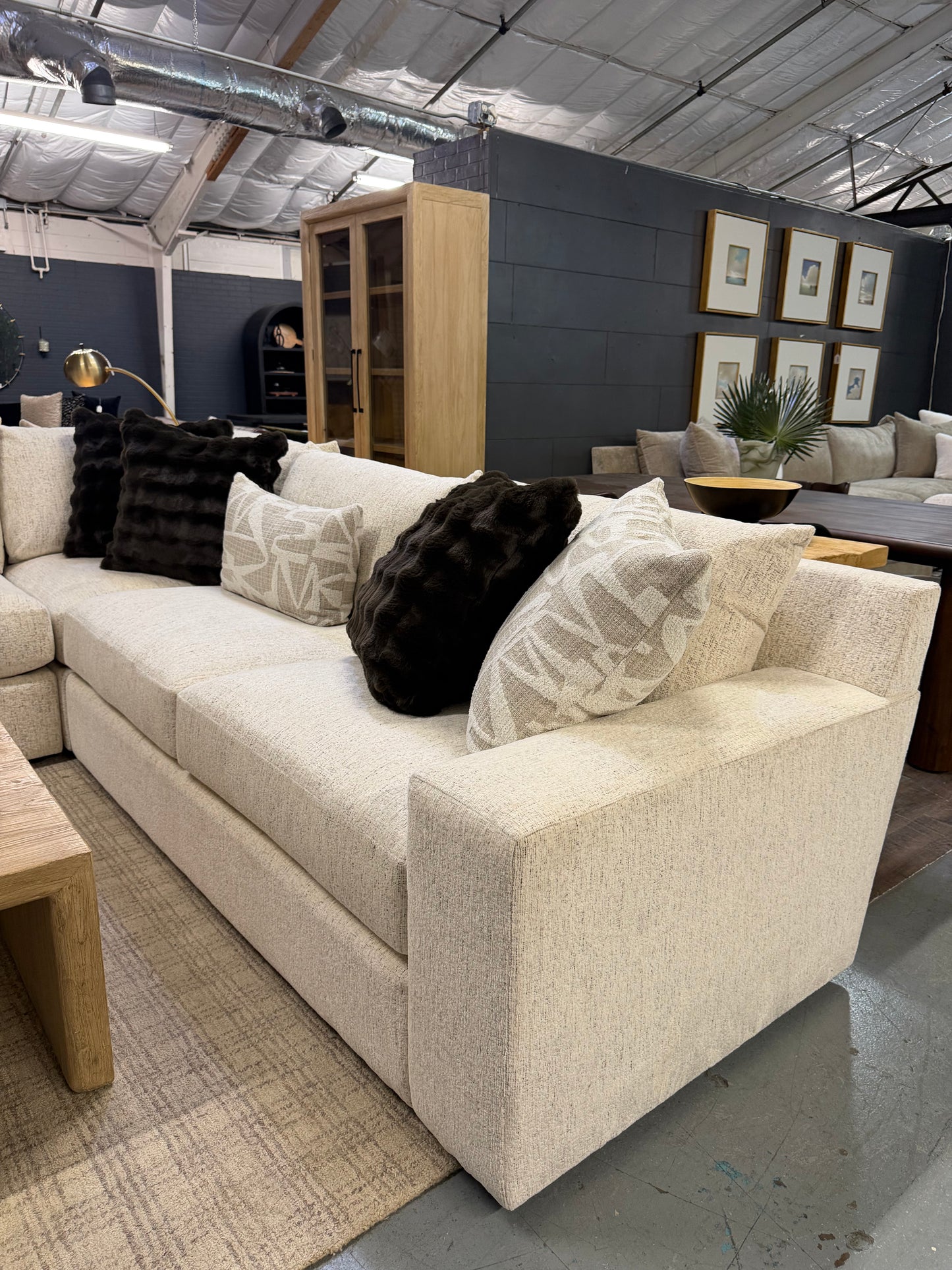 AC 2000 3 piece L sectional phat cream
