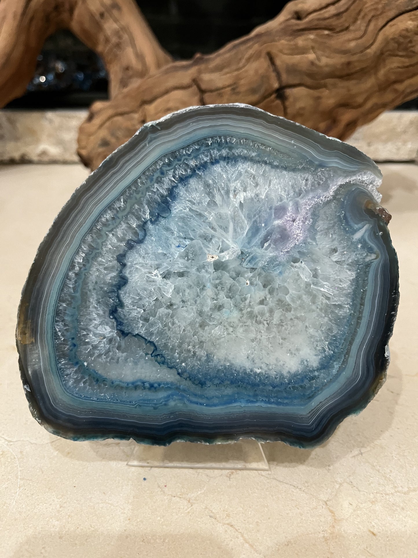 MBW - GEODE THICK SLAB LIGHT BLUES