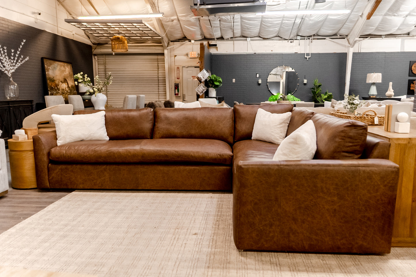 2 Piece Leather Omaha Rum