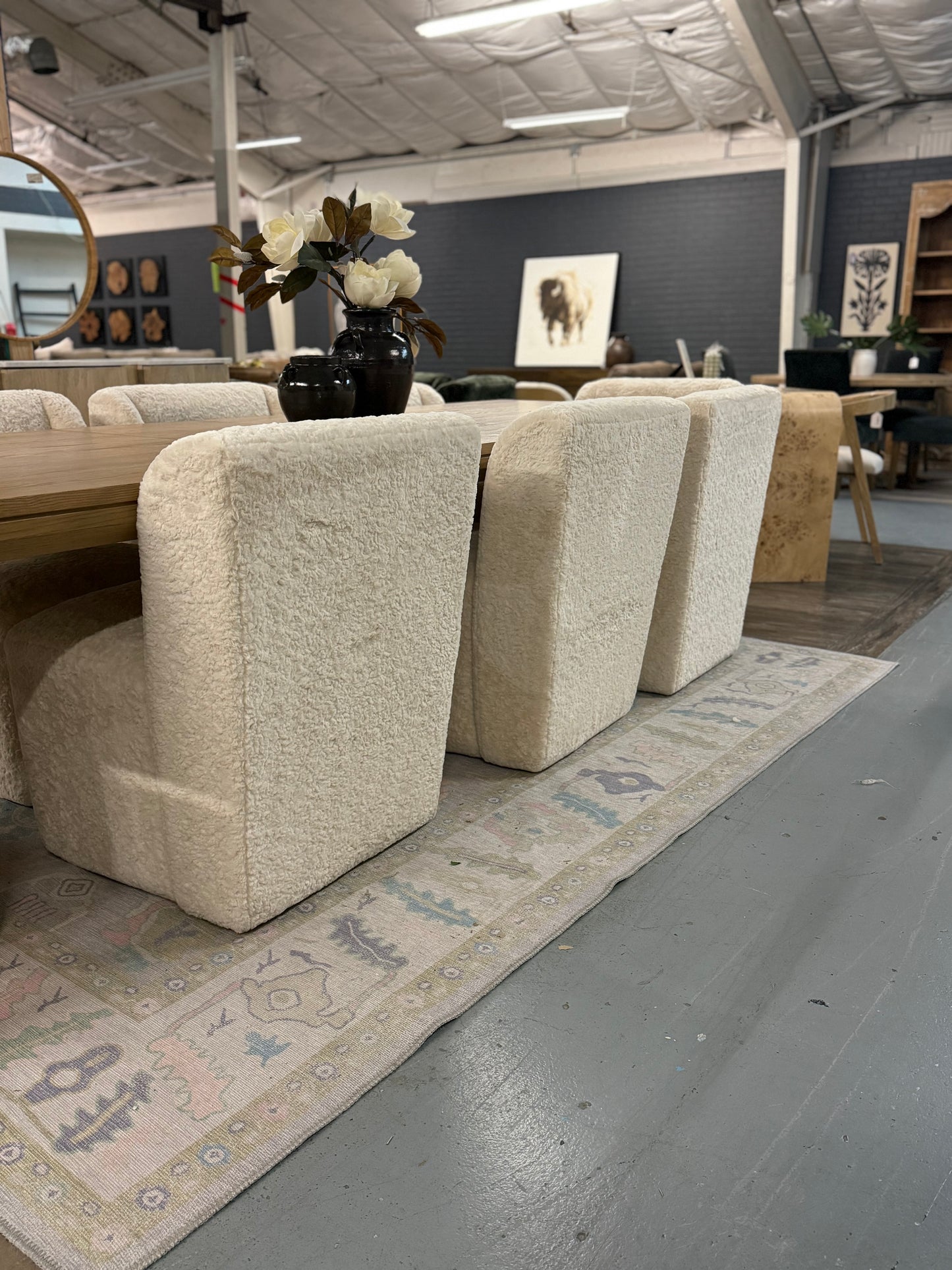 Eden Dining Chair / White Fur