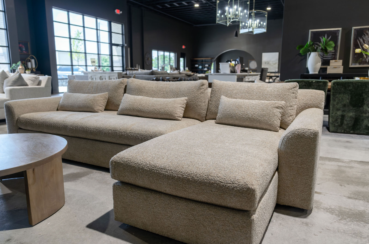 37G Wallace Sofa Chaise