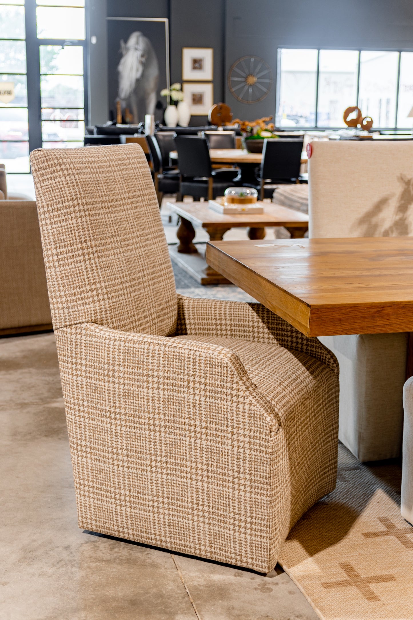 RW2 Plaid Tall Chair W/ Arms