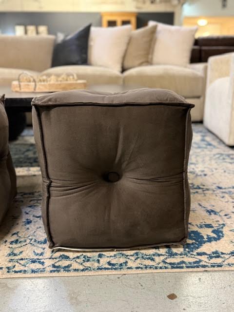 Chocolate Pouf