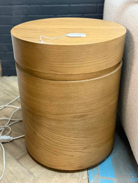 amv- side table