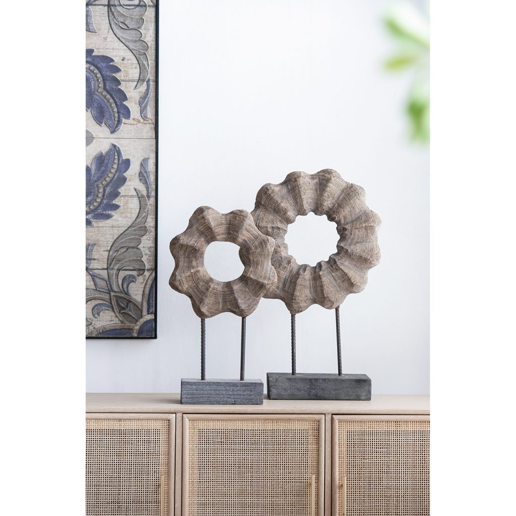 MBW - WOOD CIRCLE SCULPTURE  26"