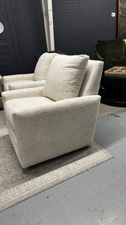 RW17 Swivel/Rocker Chair Bruno Pumice
