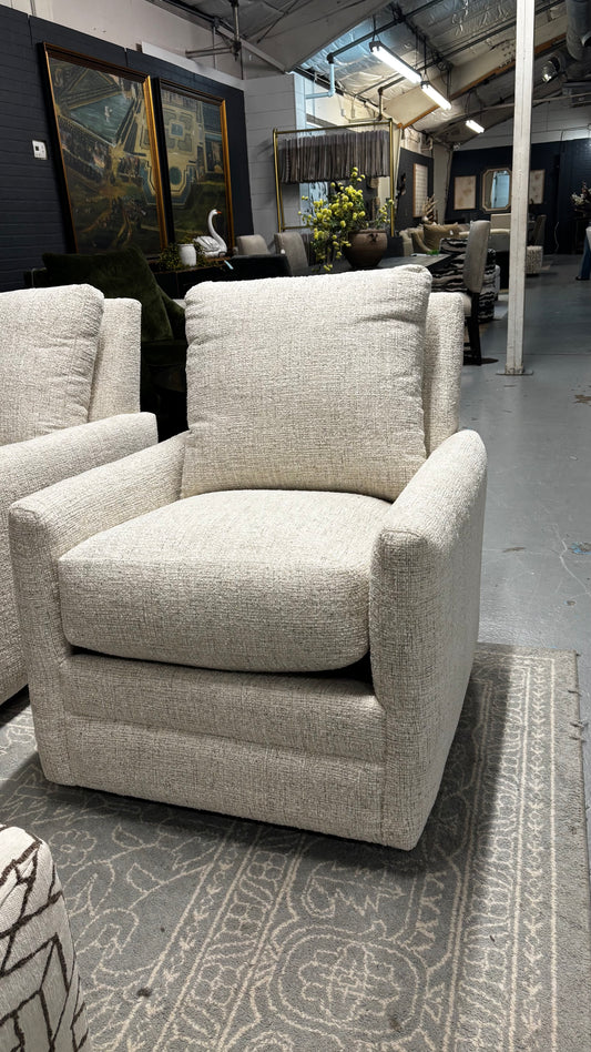 RW17 Swivel/Rocker Chair Bruno Pumice