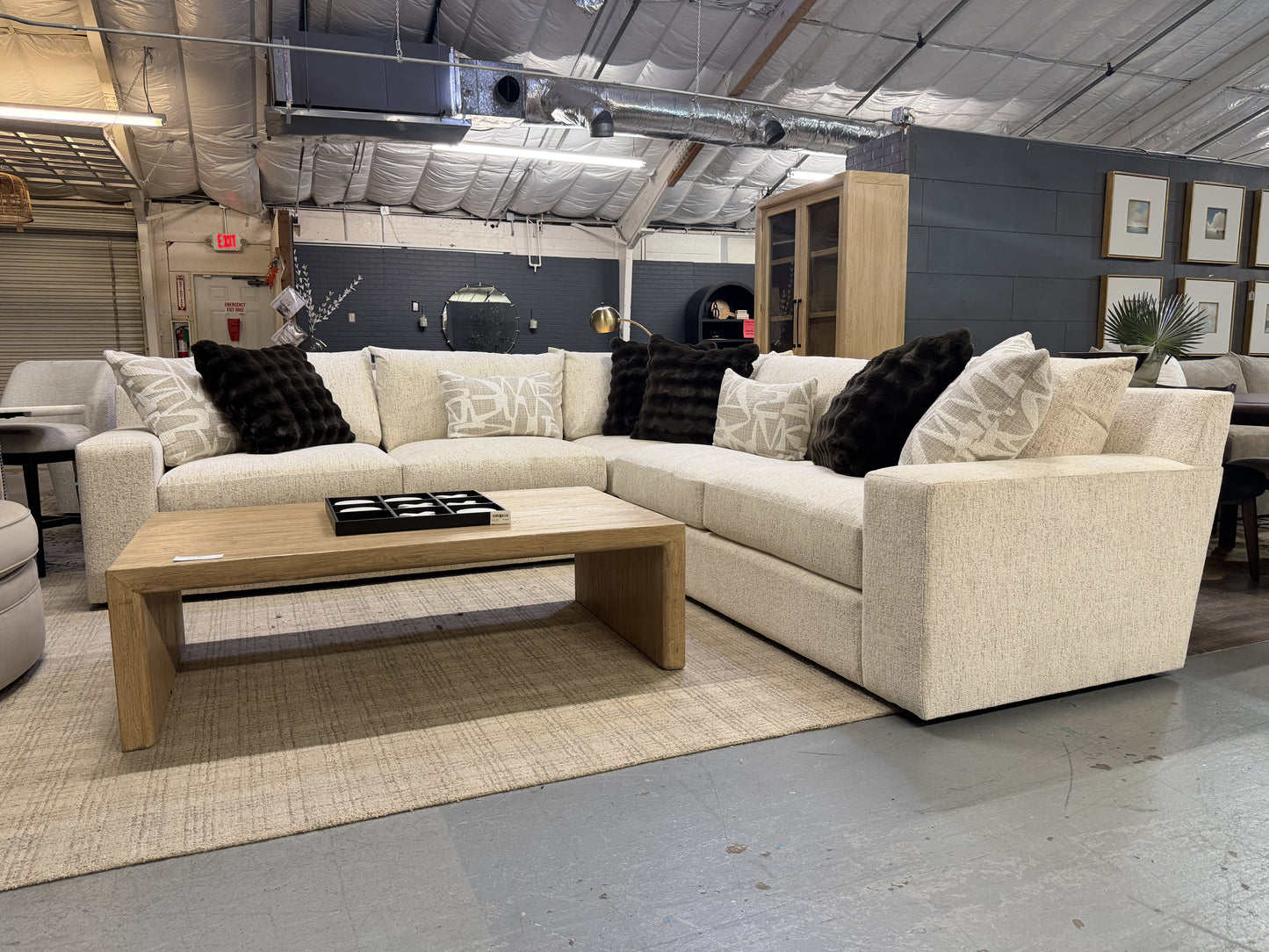 AC 2000 3 piece L sectional phat cream