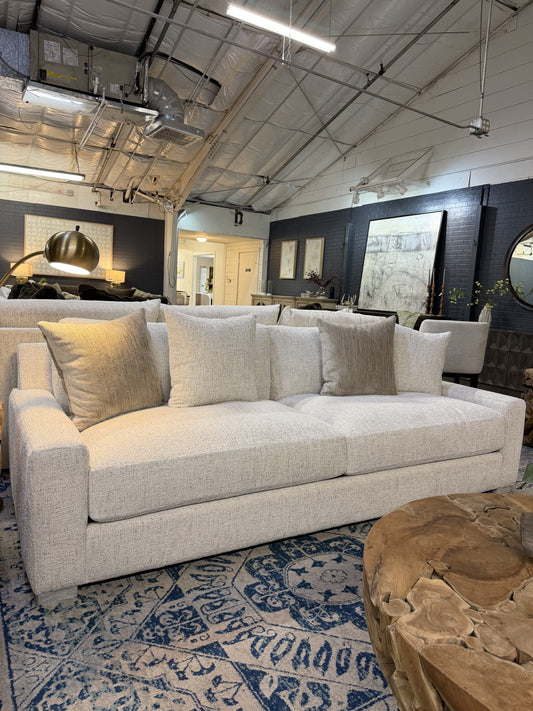 AC1600 Sofa Bruno Pumice