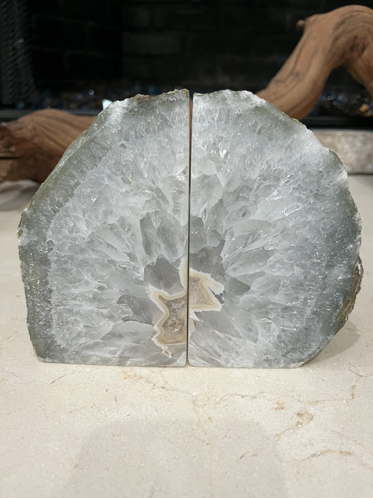 MBW - AGATE GEODE BOOKENDS 5.25"