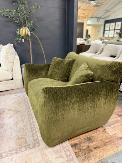 RW87 Chair & a Half Swivel, Luxor Spinach