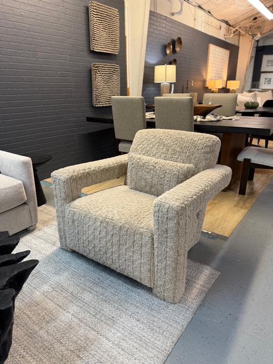 RW82 Chair, Maximus Driftwood