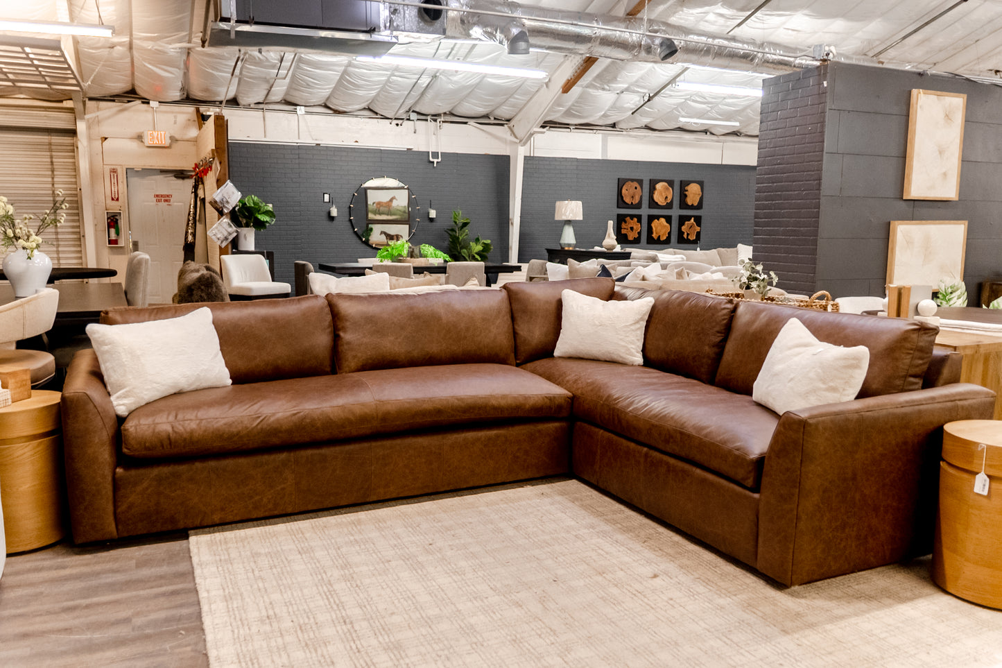 2 Piece Leather Omaha Rum