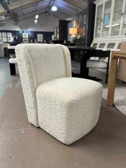 Eden Dining Chair / White Fur