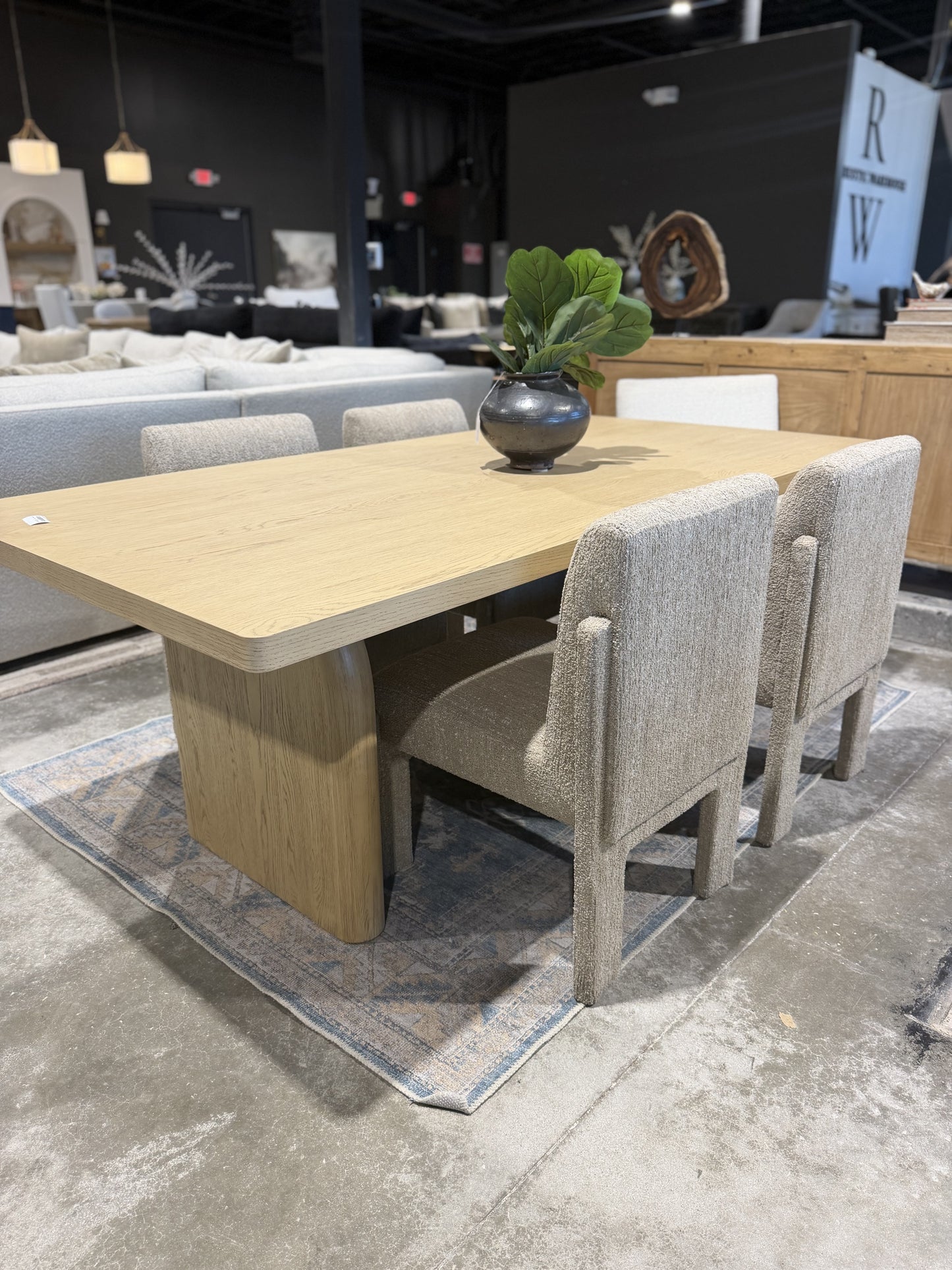 84" Blondie Table
