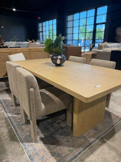 84" Blondie Table