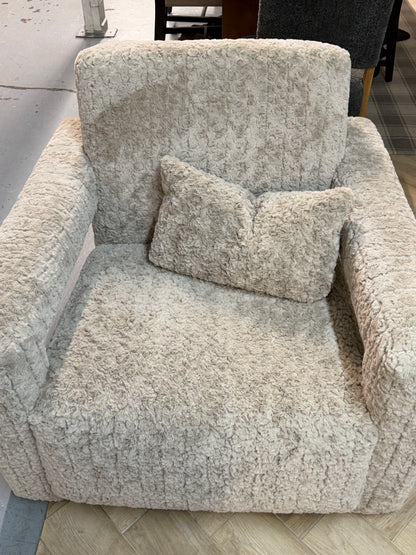 RW82 Chair, Maximus Driftwood