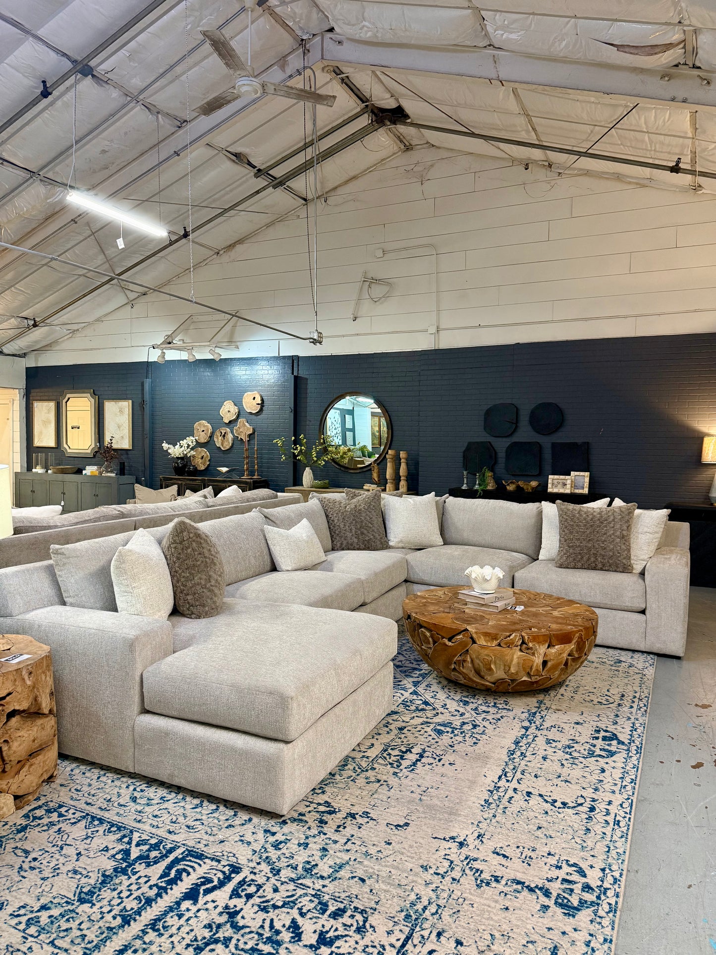 AC 2000 4-piece left facing chaise Sophia Sand