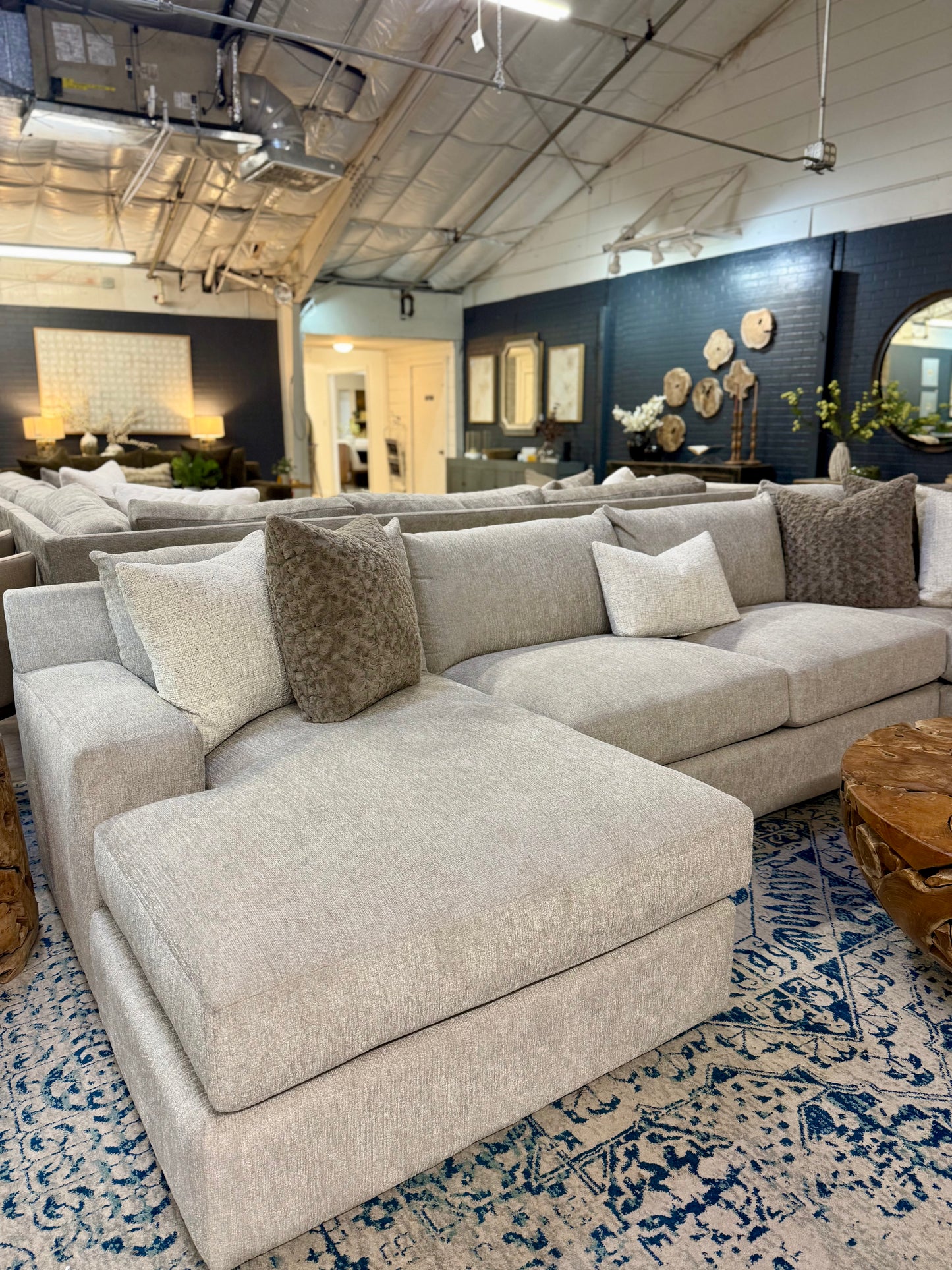 AC 2000 4-piece left facing chaise Sophia Sand