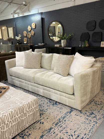 AC5000 Estate Sofa, Rowana Oatmeal