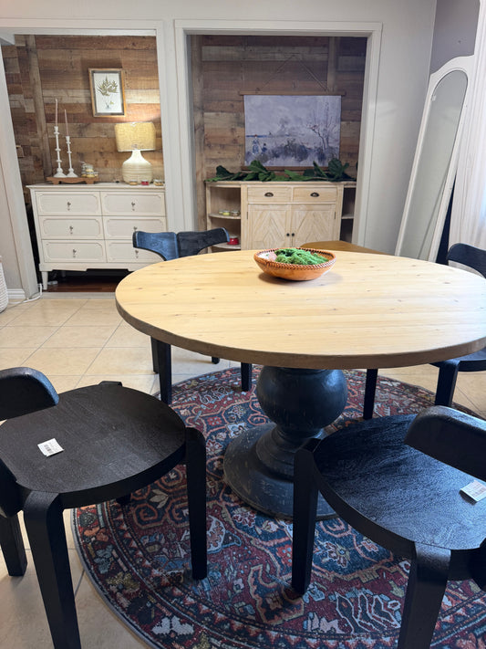 Timmy Round Dining Table