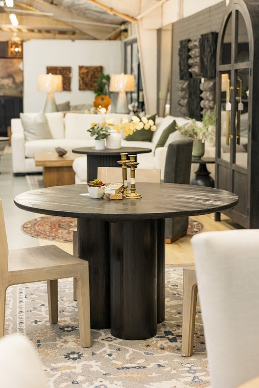 Three Leg Round Table