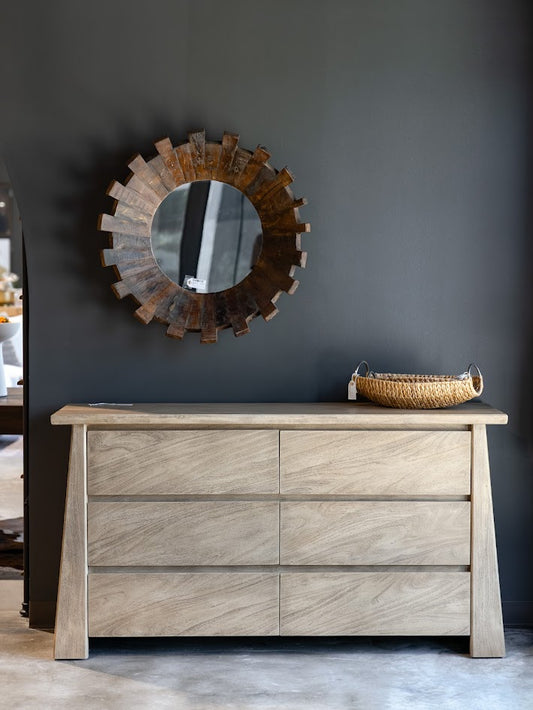Ava Dresser