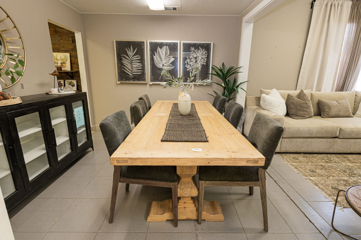 Elliot Trestle Table