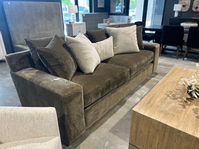 AC2000 Estate Sofa, Rowana Bark