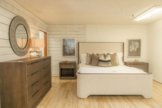 Noah King Bed