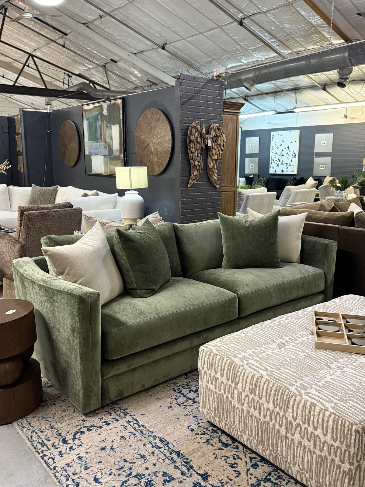 AC5000 Estate Sofa, Rowana Caper